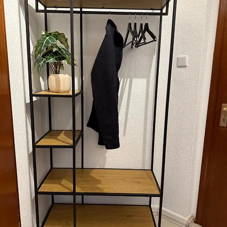 56qm Erdgeschoss-wohnung Zentral In Ehrenfeld Mit Balkon - Friederika Ii Apartament