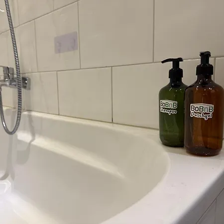 Apartament 56qm Erdgeschoss-wohnung Zentral In Ehrenfeld Mit Balkon - Friederika Ii