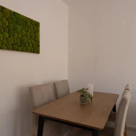56Qm Wohnung Mit Balkon Zentral In Bochum Ehrenfeld Mit Self Check In Friederika II * Bochum