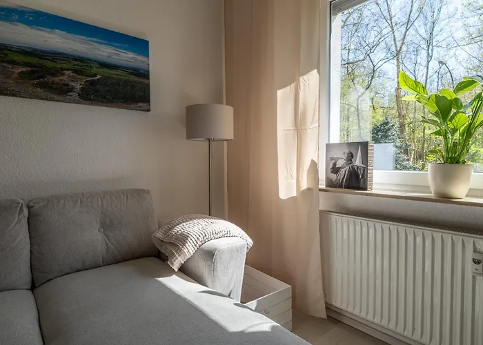 56qm Erdgeschoss-wohnung Zentral In Ehrenfeld Mit Balkon - Friederika Ii *